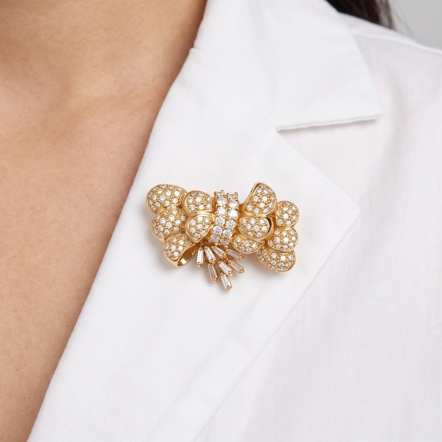 Diamond studded vintage brooch