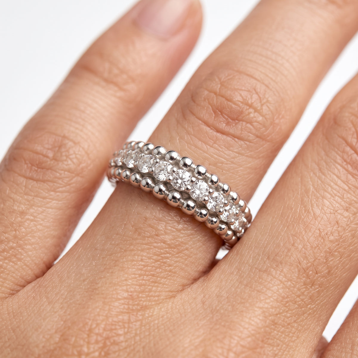 15-Diamond Beaded Edge Ring