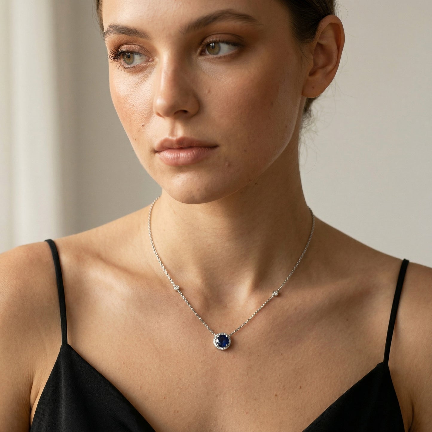 Center Sapphire Necklace