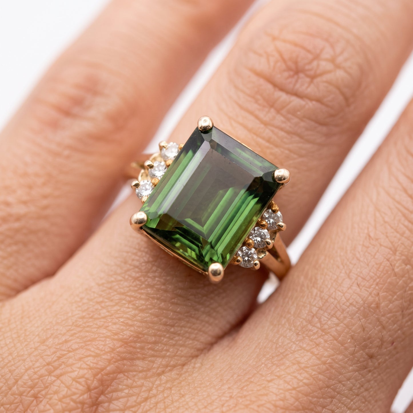 9x10.25mm Green Tourmaline & 6-Diamond Ring
