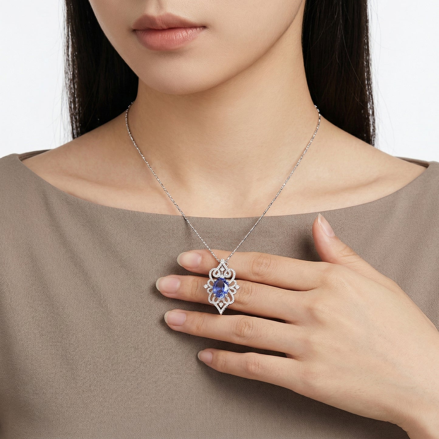 Tanzanite Crest Pendant