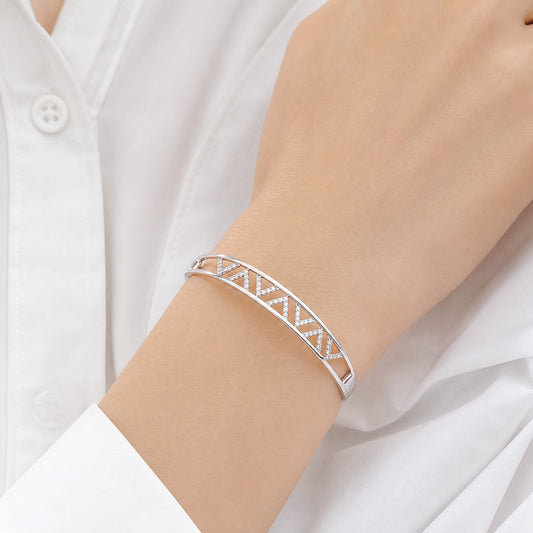 14K White Gold 63-Diamond V-Design Open Bangle