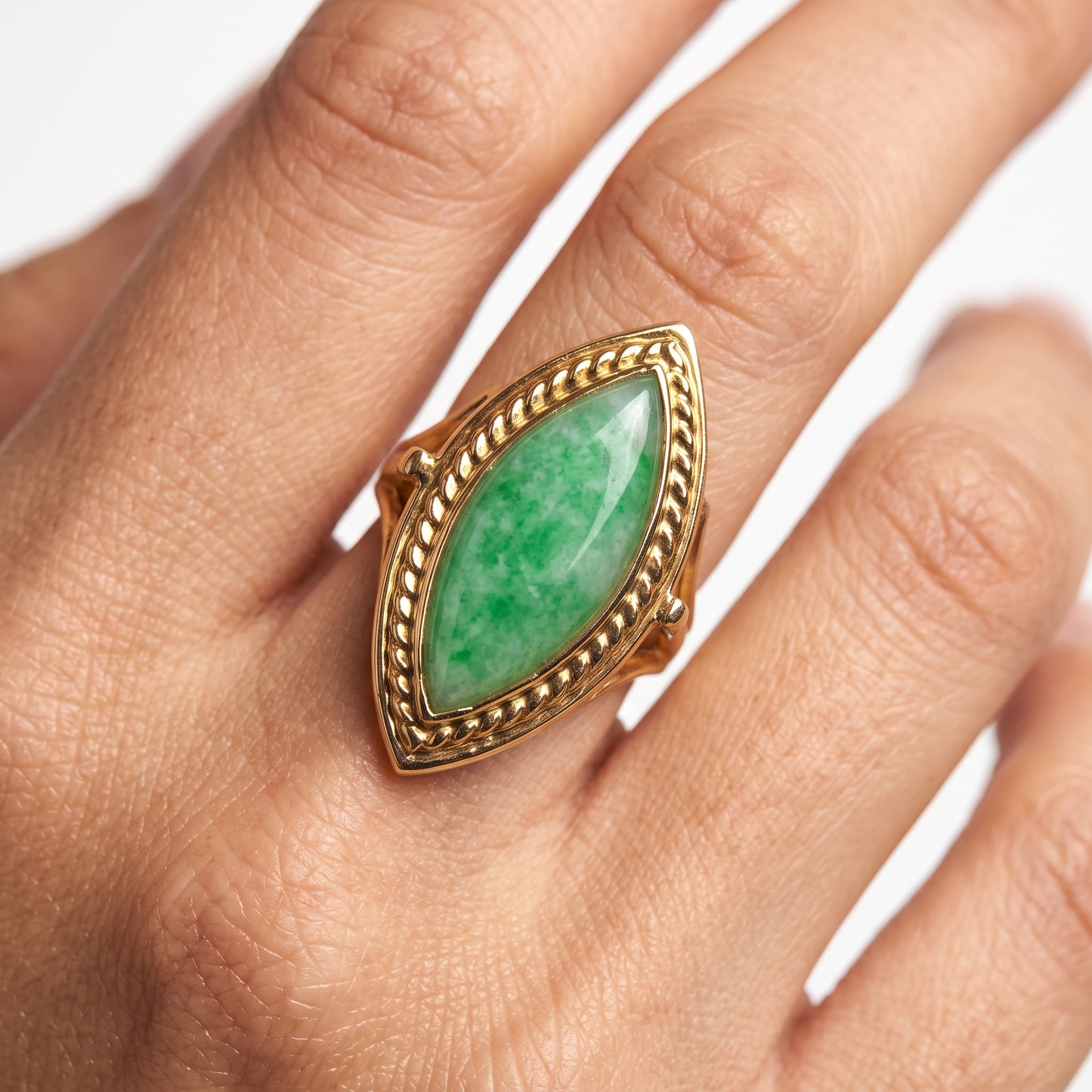 8x18mm Marquise Green Jade Braided-Edge Ring