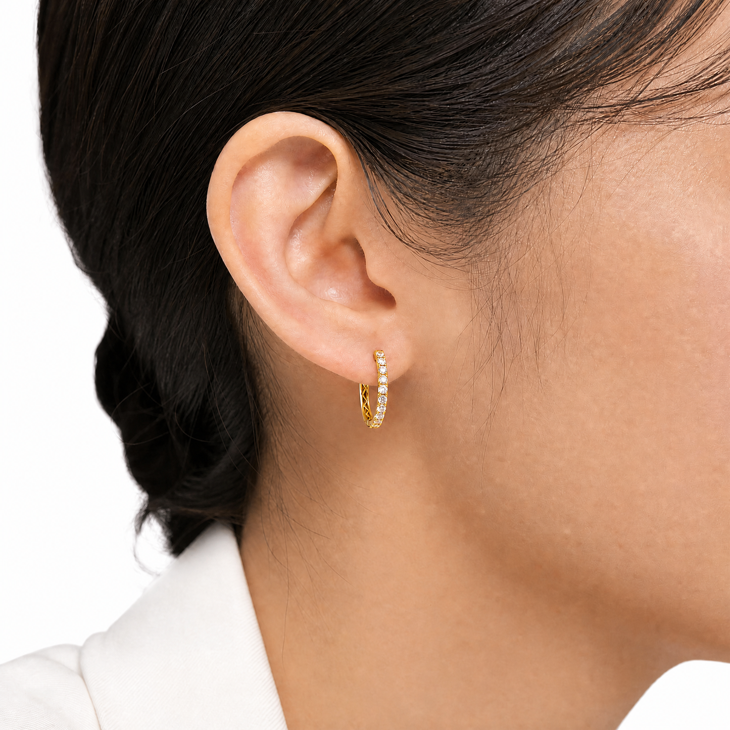 1.93 Carat Round Diamond Prong-Set Oval Hoop Earrings