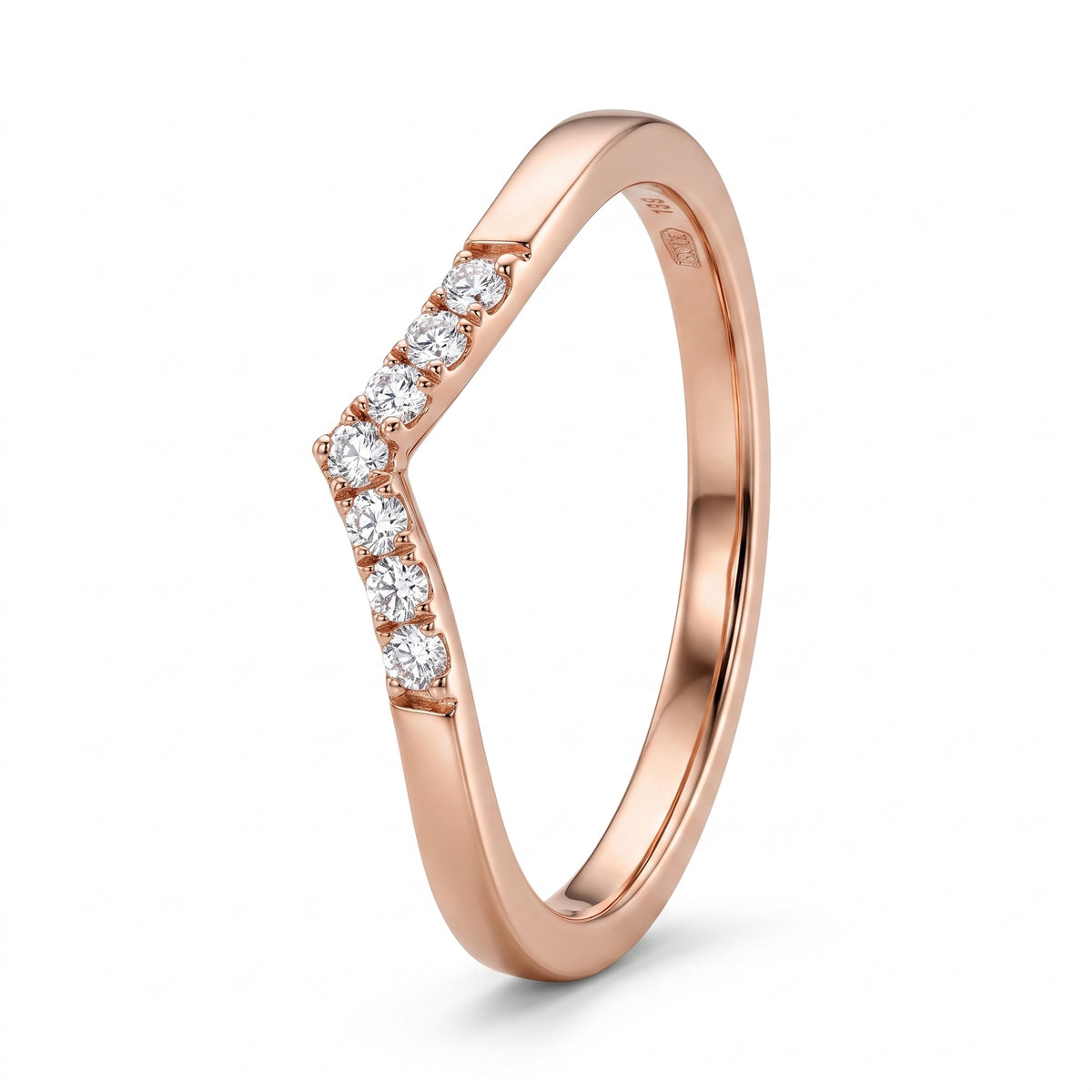 7-Diamond Stacked V Ring