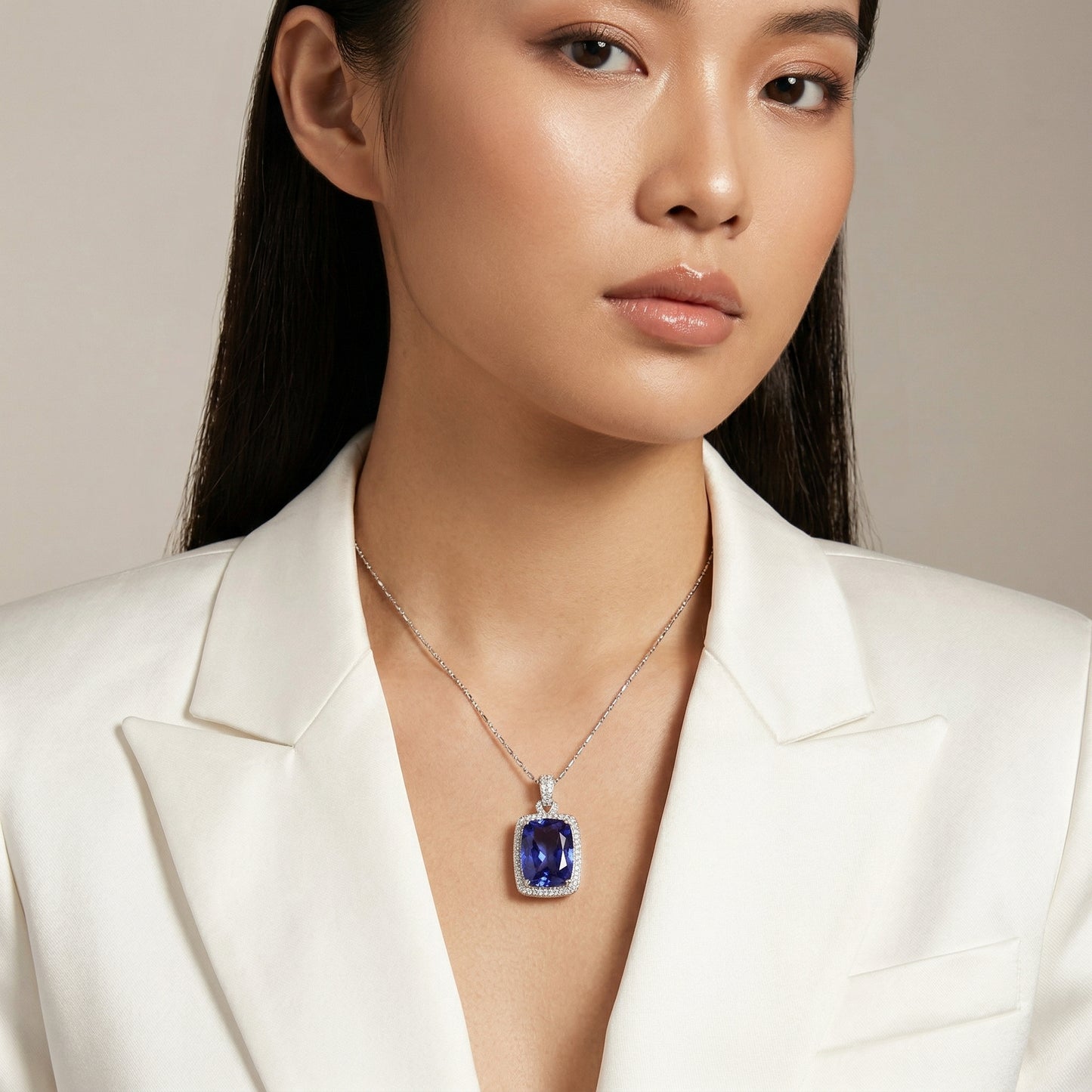 16 carat Tanzanite Pendant