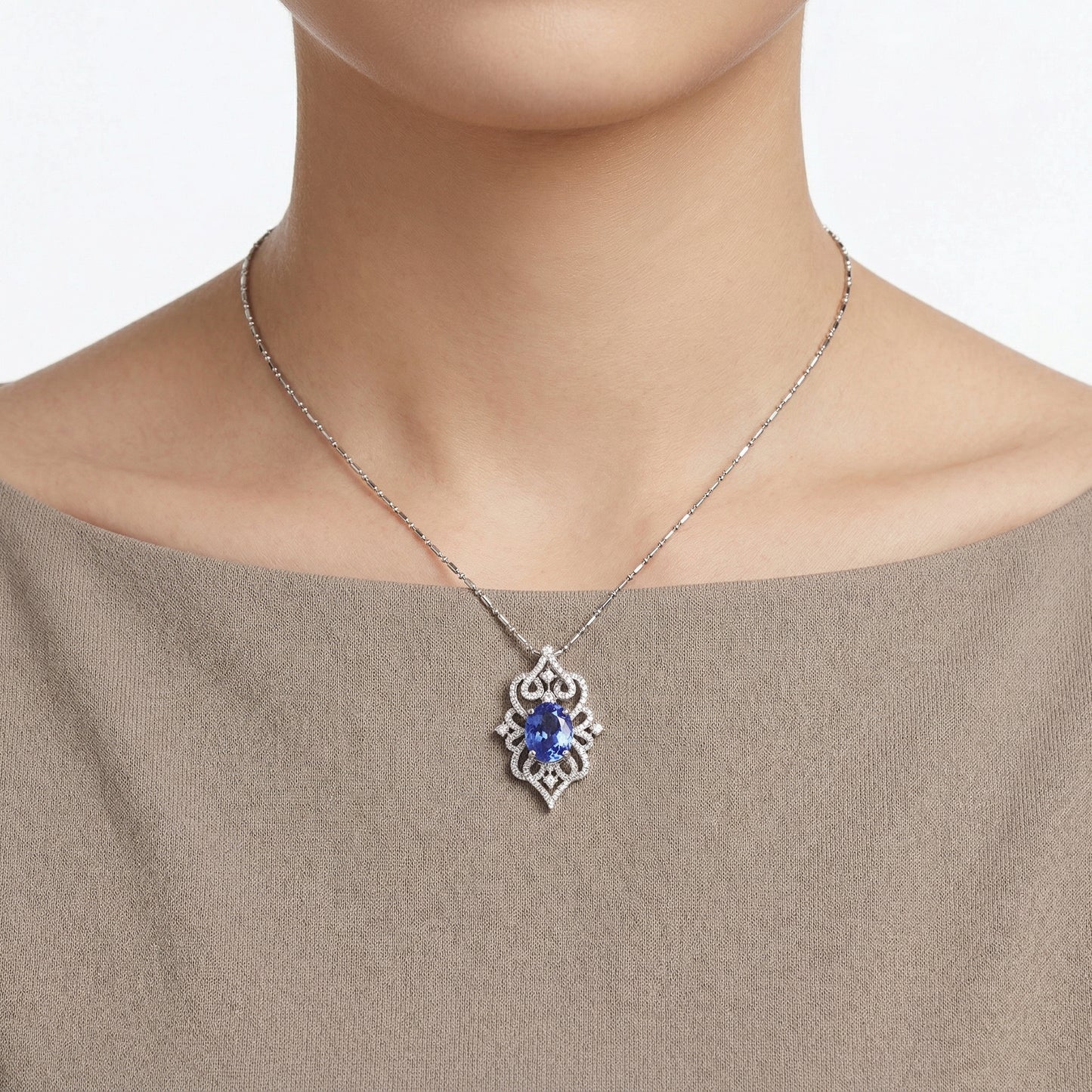 Tanzanite Crest Pendant